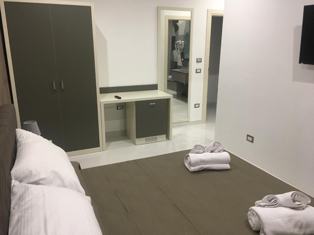 Madigans Rooms Bed&Breakfast Lecce Luaran gambar